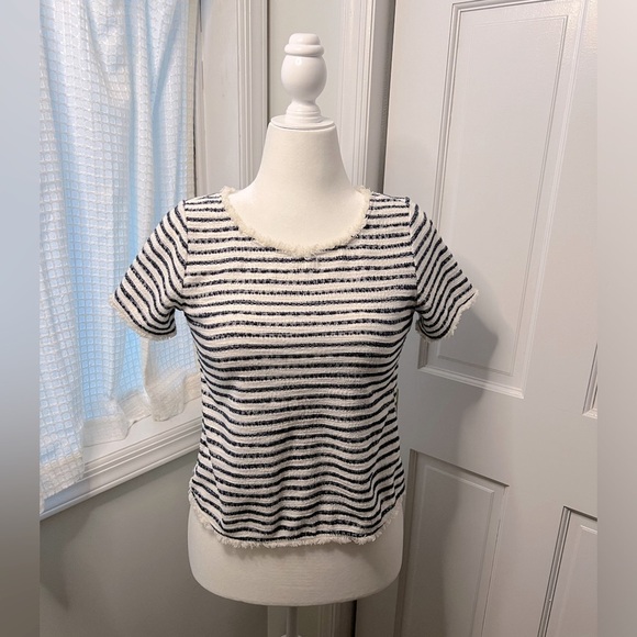 #17 GREEN ENVELOPE • NAUTICAL STRIPE • FRINGE HEM TOP - Picture 1 of 4